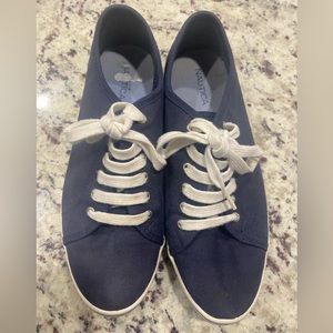 Náutica tennis shoes
